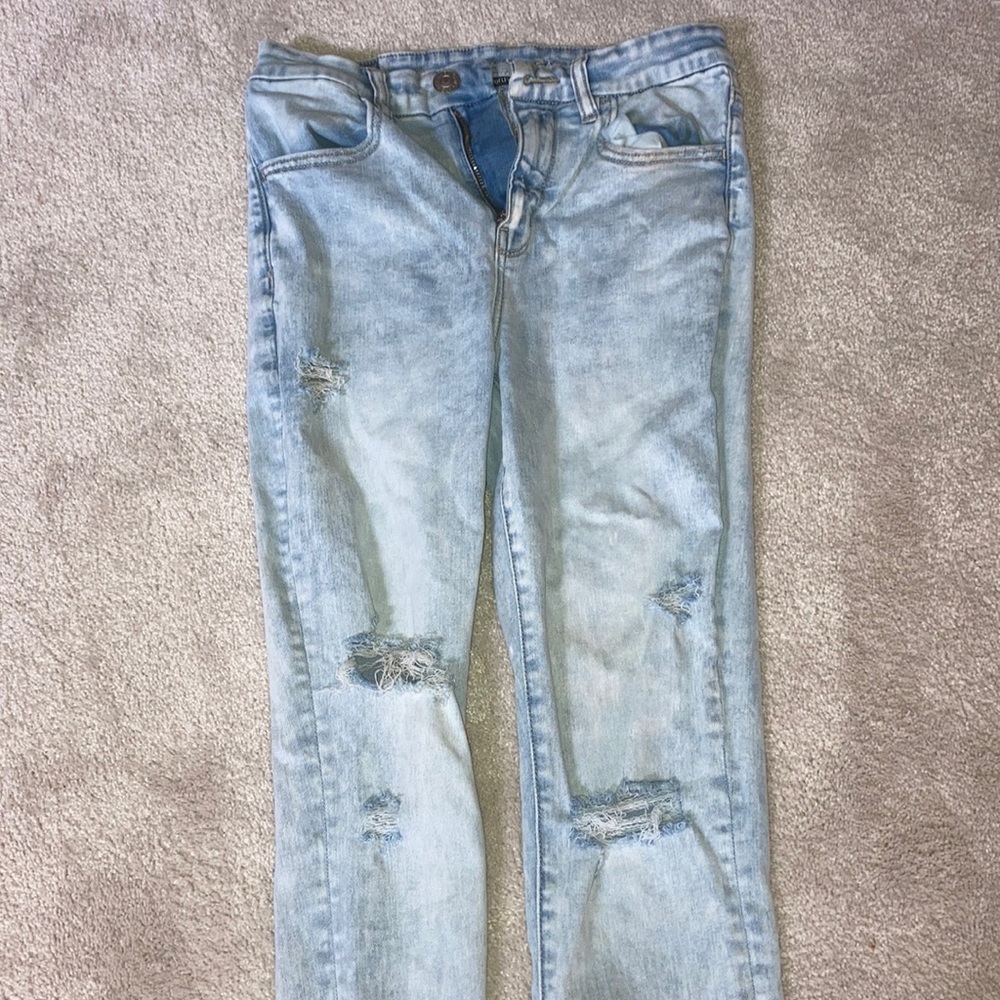 American Eagle Ripped Jeans